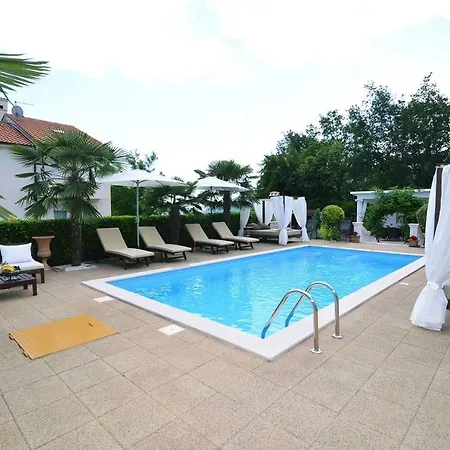 Apartman Tihana Apartment Icici