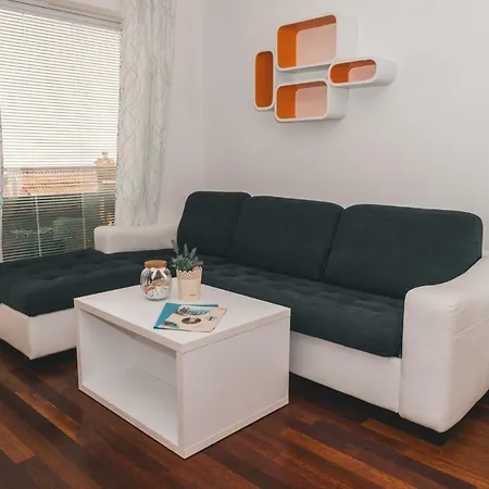 Apartman Tihana Apartment Icici