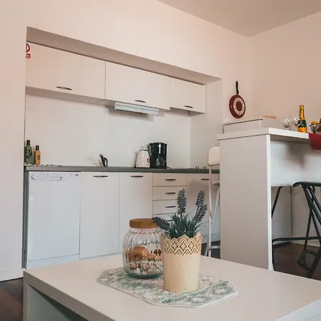Apartment Apartman Tihana Icici