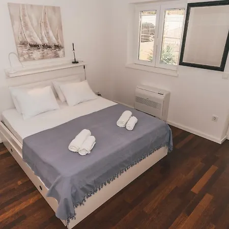 Apartment Apartman Tihana