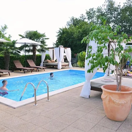 Apartman Tihana *